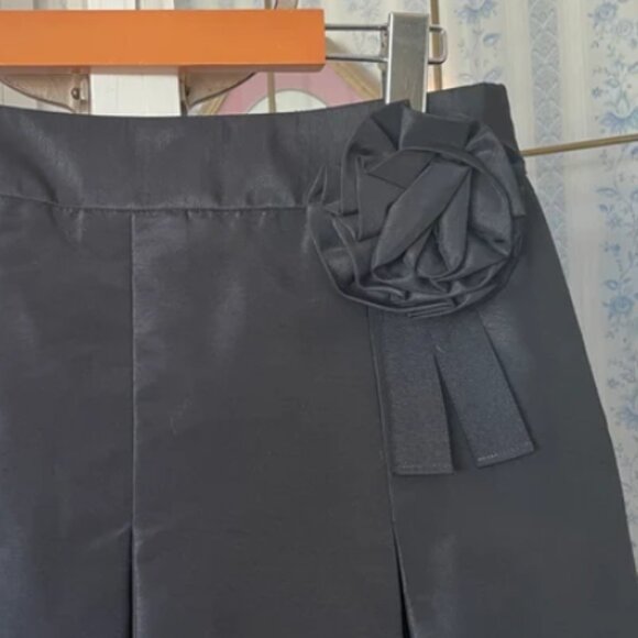 OSCAR DE LA RENTA SKIRT -NWOT!! ๐๐๐ - Picture 12 of 13